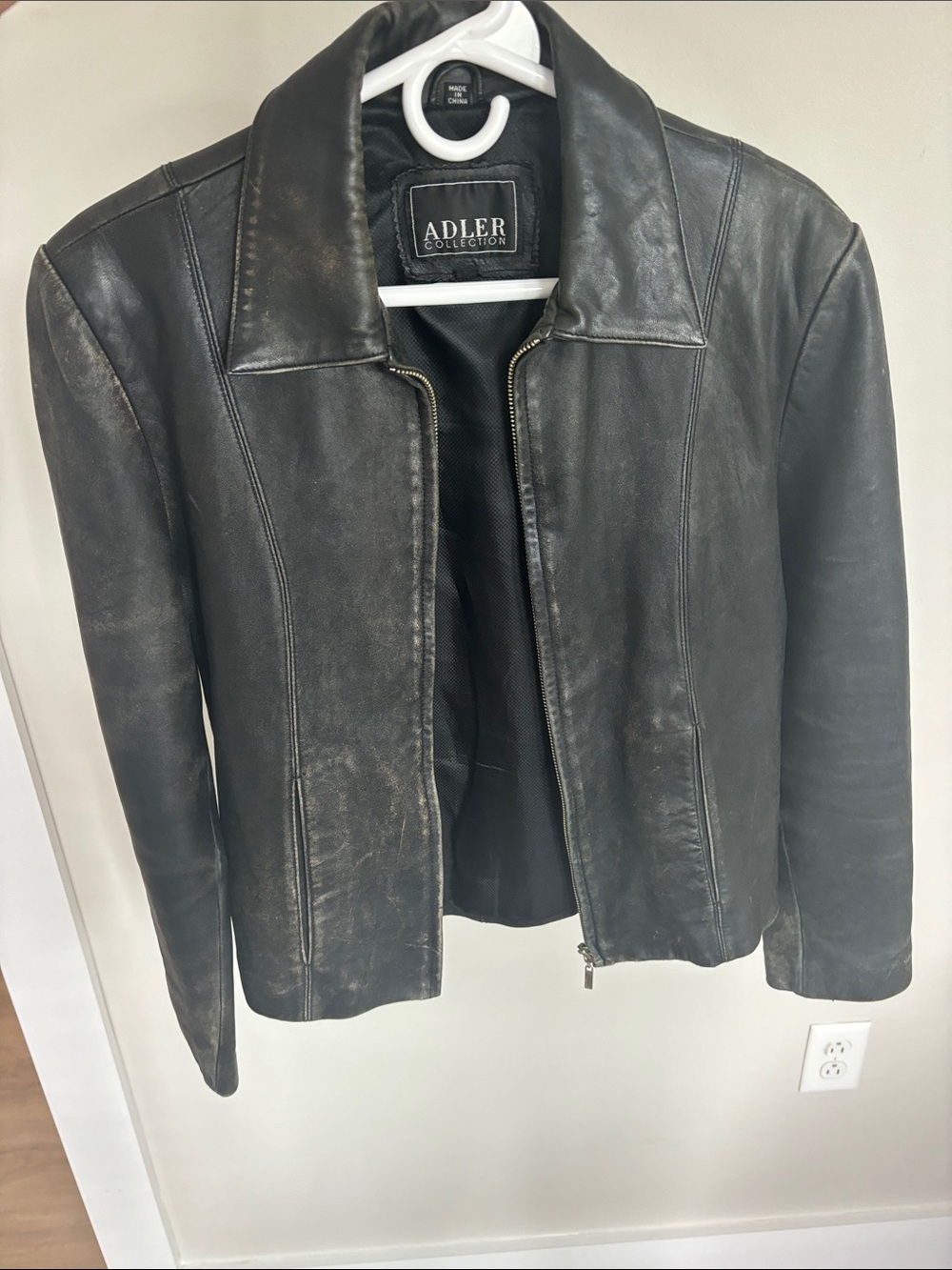 Adler Collection Women’s Black Faded Leather Zip Jacket
